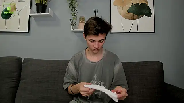 Viego Pattel online show from 10.17.25