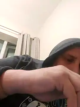 Snapshot of HE-M123 chatting on 12.01.24 HE-M123 online show from 12.01.24