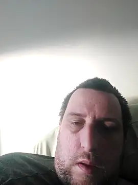 Snapshot of HE-M123 chatting on 12.29.24 HE-M123 online show from 12.29.24