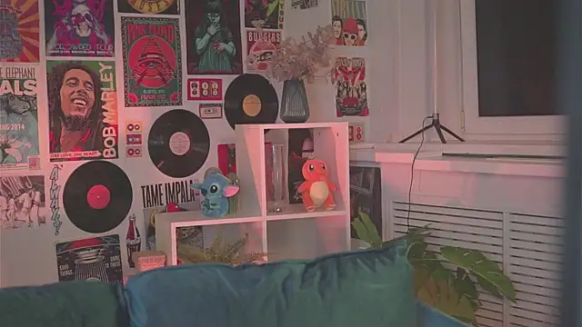 AdeleLoomis online show from 01.19.25
