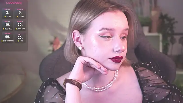 AdeleLoomis online show from 01.23.25