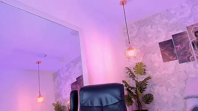 Regan   online show from 03.09.25