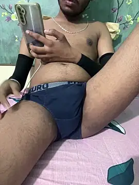 Snapshot of coco_boy12 chatting on 02.13.26 coco boy12 online show from 02.13.26