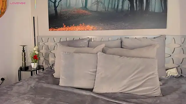 AriaFoster online show from 11.16.25