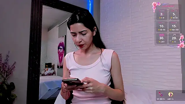 sweetieandjuicyy online show from 12.11.24