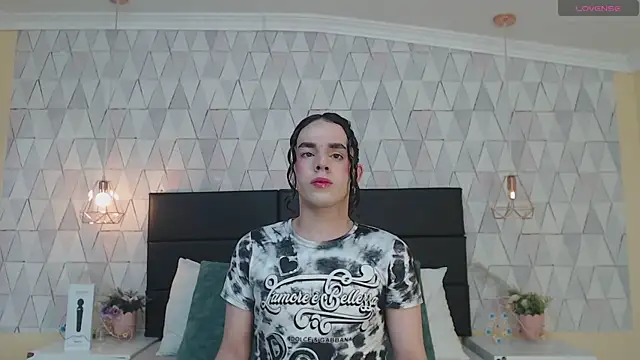 Snapshot of JustinePerry chatting on 09.26.25 JustinePerry online show from 09.26.25