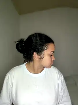 Lucy wilson5 online show from 10.11.25