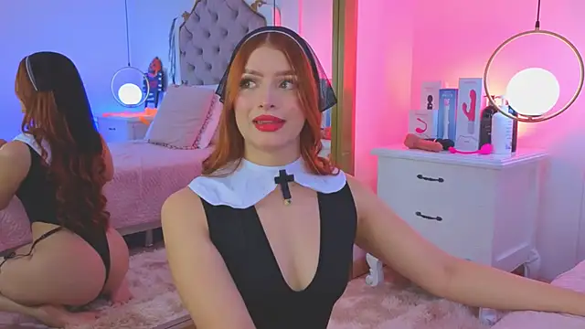 Snapshot of _ambar_Adamss chatting on 10.31.25  ambar Adamss online show from 10.31.25