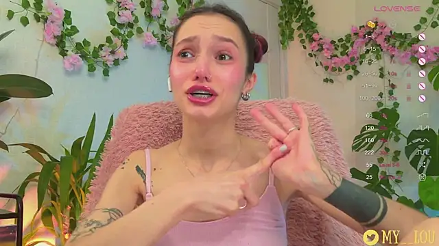 MyLou  online show from 02.19.25