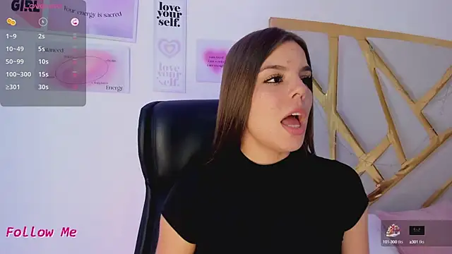 Snapshot of LanaJones_ chatting on 09.19.25 LanaJones  online show from 09.19.25