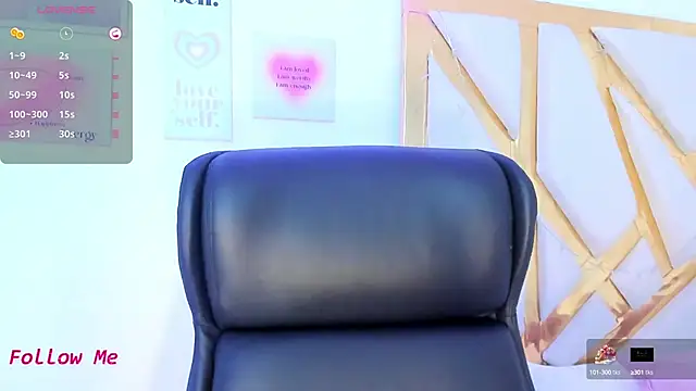 Snapshot of LanaJones_ chatting on 09.24.25 LanaJones  online show from 09.24.25