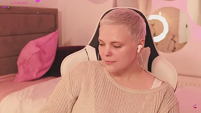 LikaBerry1 online show from 02.11.26