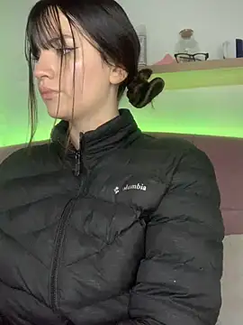 Snapshot of angel_natural chatting on 12.16.24 angel natural online show from 12.16.24