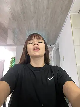Snapshot of angel_natural chatting on 02.13.25 angel natural online show from 02.13.25