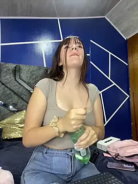 Snapshot of angel_natural chatting on 02.26.25 angel natural online show from 02.26.25