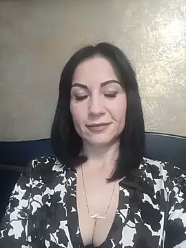 FireLily332 online show from 01.17.25