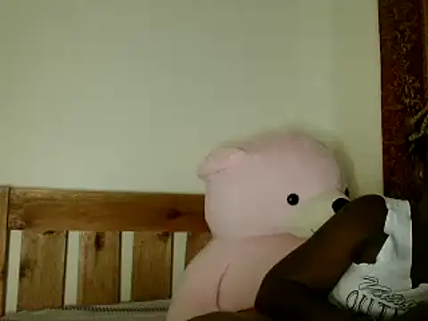 Snapshot of Sexxy_prity25 chatting on 02.04.25 Sexxy prity25 online show from 02.04.25