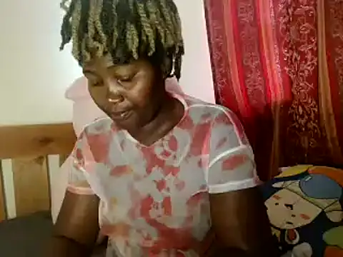 Snapshot of Sexxy_prity25 chatting on 02.13.25 Sexxy prity25 online show from 02.13.25