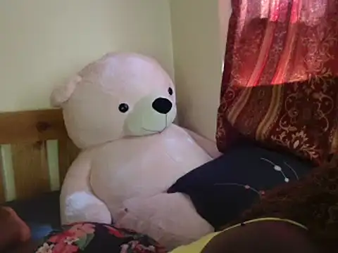 Snapshot of Sexxy_prity25 chatting on 03.05.25 Sexxy prity25 online show from 03.05.25