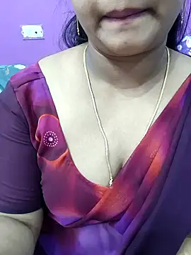 Snapshot of Vaishali90 chatting on 12.14.24 Vaishali90 online show from 12.14.24