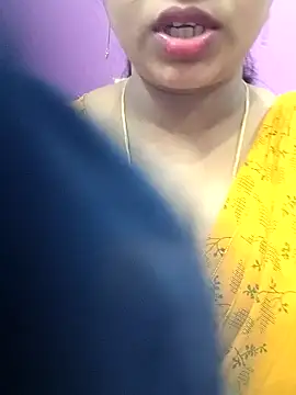 Snapshot of Vaishali90 chatting on 12.18.24 Vaishali90 online show from 12.18.24