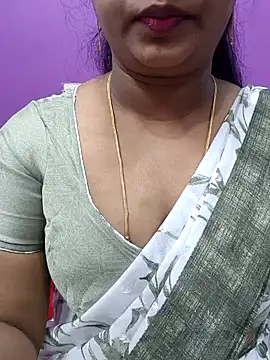 Snapshot of Vaishali90 chatting on 12.26.24 Vaishali90 online show from 12.26.24
