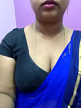 Snapshot of Vaishali90 chatting on 03.14.25 Vaishali90 online show from 03.14.25