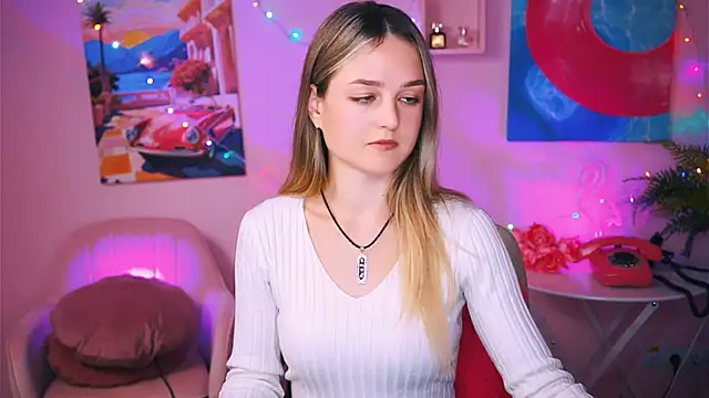DeboraLarson online show from 12.10.24