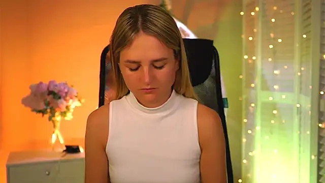 DeboraLarson online show from 04.02.26