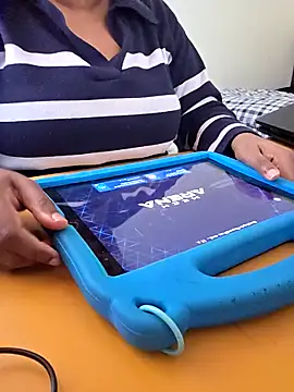 kittymmf online show from 04.08.26