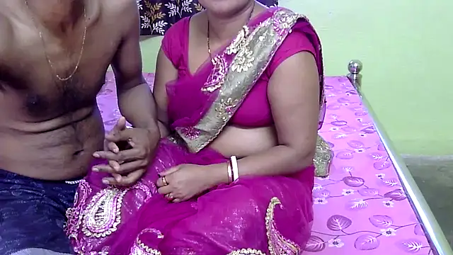 Snapshot of Couple_For_You18 chatting on 03.21.25 Couple For You18 online show from 03.21.25