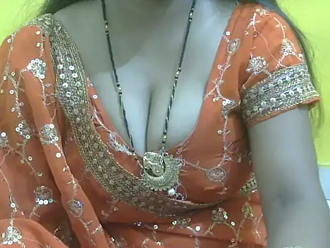Snapshot of HOT-SEEMAA chatting on 06.07.26 HOT-SEEMAA online show from 06.07.26