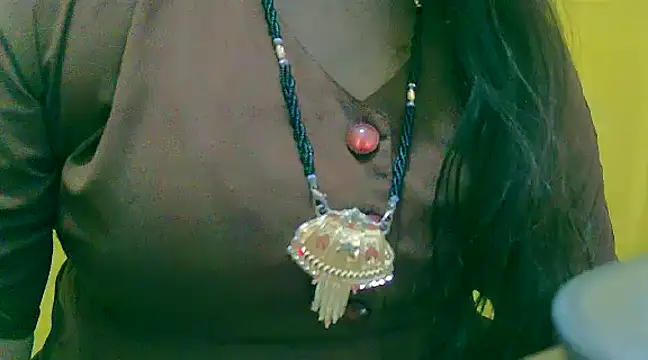 Snapshot of LOVE-SUSHILA chatting on 02.13.25 LOVE-SUSHILA online show from 02.13.25