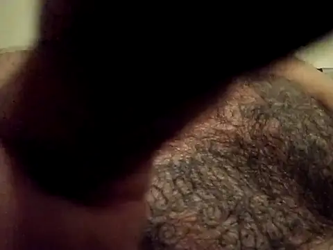 Snapshot of workhard87 chatting on 09.20.25 workhard87 online show from 09.20.25