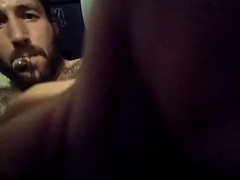 Snapshot of workhard87 chatting on 09.29.25 workhard87 online show from 09.29.25