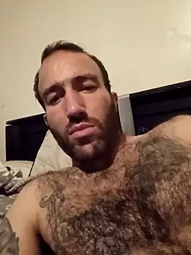 Snapshot of workhard87 chatting on 10.11.25 workhard87 online show from 10.11.25