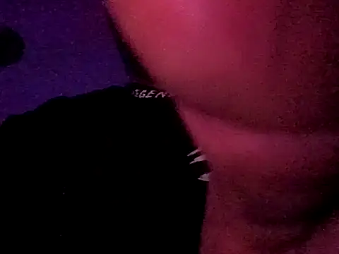 Snapshot of workhard87 chatting on 10.23.25 workhard87 online show from 10.23.25