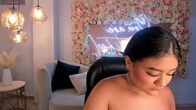 GabriellaLee online show from 10.06.25