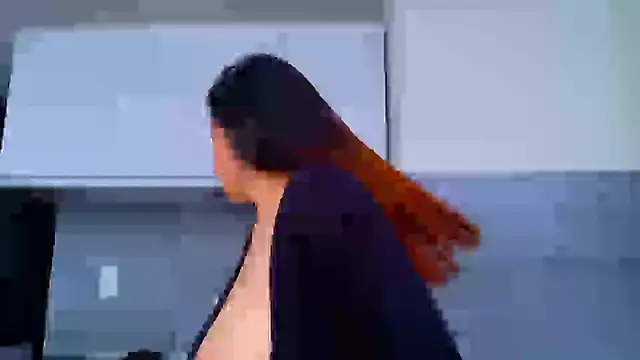 Snapshot of mistressesmoon chatting on 12.07.24 mistressesmoon online show from 12.07.24