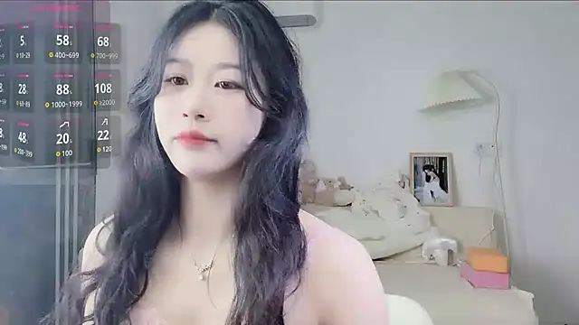 Luminous163 online show from 10.18.25