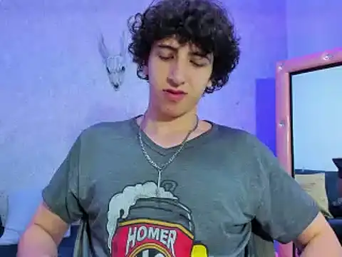 Snapshot of Kerverr_ chatting on 01.08.25 Kerverr  online show from 01.08.25