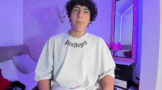 Snapshot of Kerverr_ chatting on 01.16.25 Kerverr  online show from 01.16.25