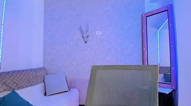 Snapshot of Kerverr_ chatting on 01.25.25 Kerverr  online show from 01.25.25