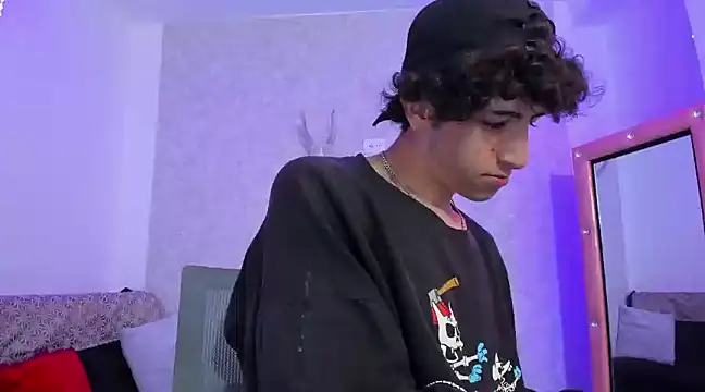 Snapshot of Kerverr_ chatting on 02.03.25 Kerverr  online show from 02.03.25