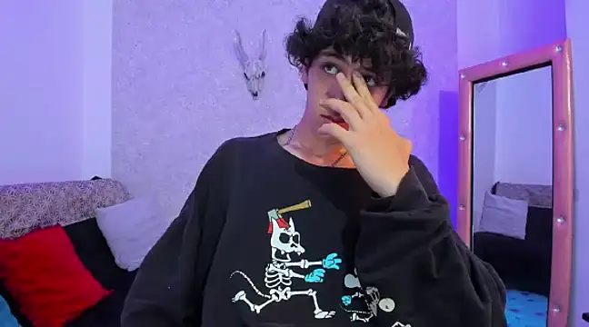 Snapshot of Kerverr_ chatting on 02.03.25 Kerverr  online show from 02.03.25