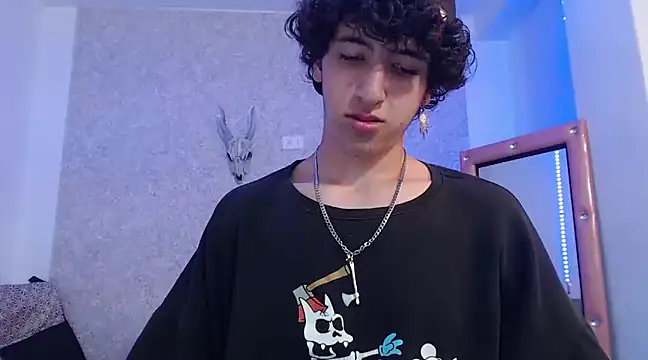 Snapshot of Kerverr_ chatting on 02.13.25 Kerverr  online show from 02.13.25