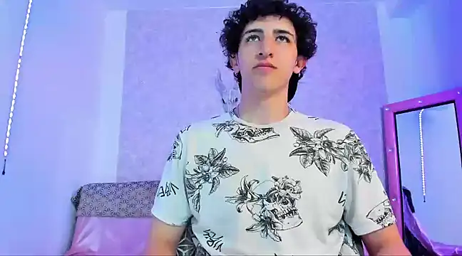 Snapshot of Kerverr_ chatting on 03.02.25 Kerverr  online show from 03.02.25