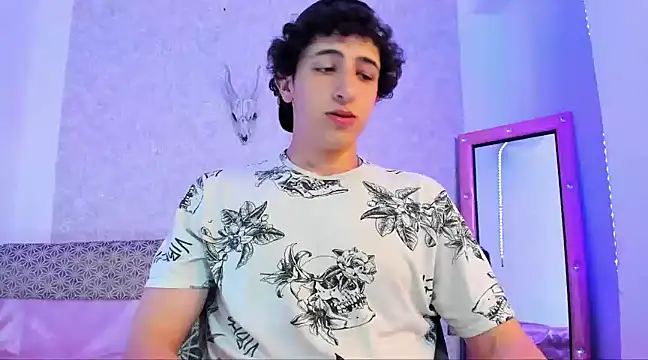 Snapshot of Kerverr_ chatting on 03.02.25 Kerverr  online show from 03.02.25