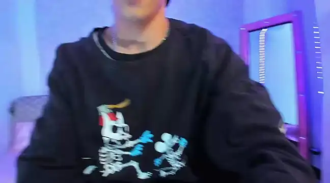 Snapshot of Kerverr_ chatting on 03.07.25 Kerverr  online show from 03.07.25