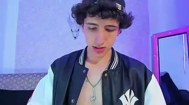 Snapshot of Kerverr_ chatting on 03.20.25 Kerverr  online show from 03.20.25